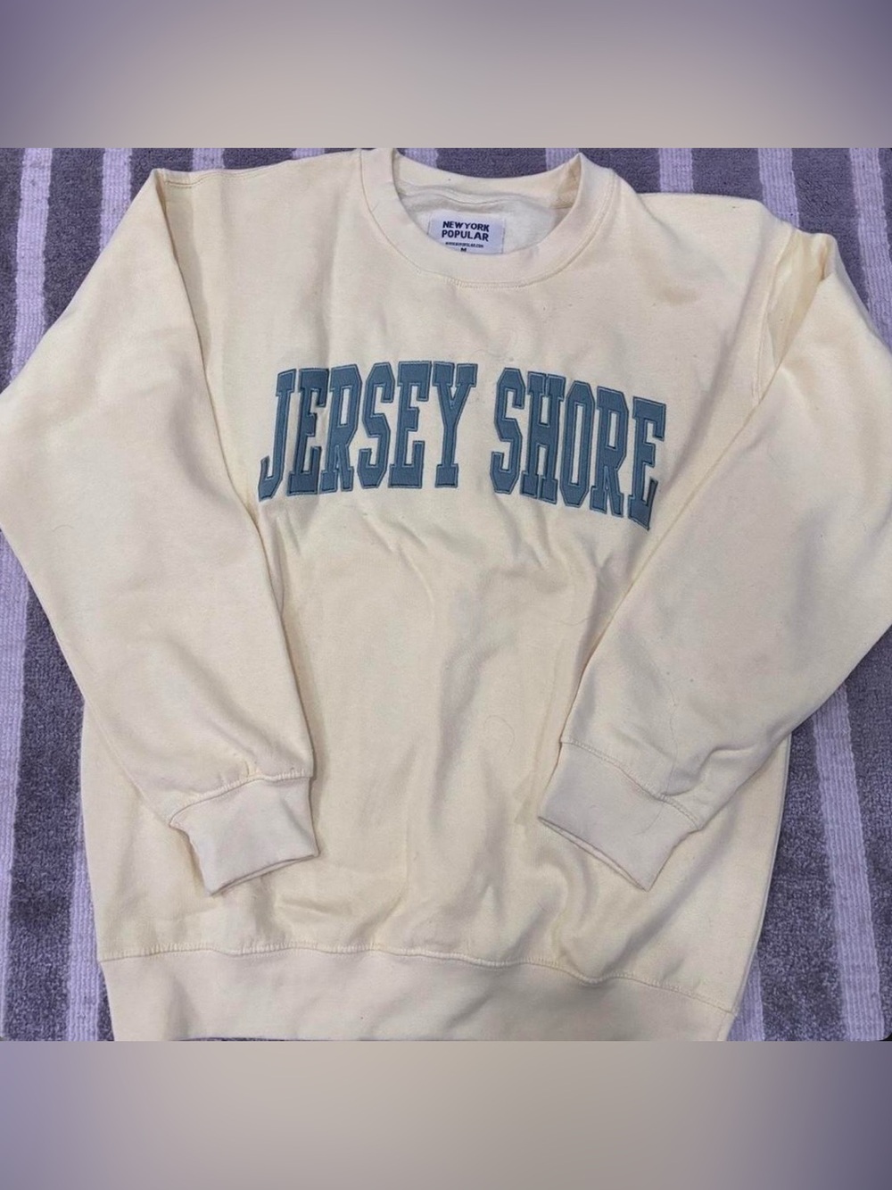 Jersey Shore Cream Crewneck Sweater
size medium perfect condition!!